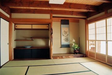 以前の家の床の間を組み込みました。