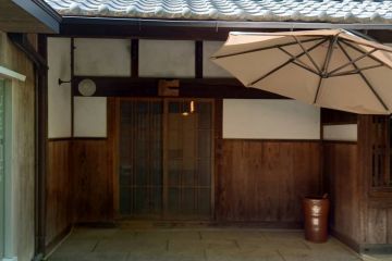 入り口です。