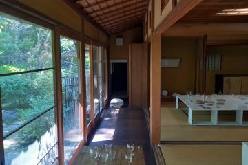 1階ギャラリーの縁です。