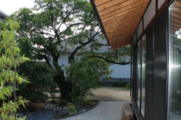 軒は深い方が良いですね。
