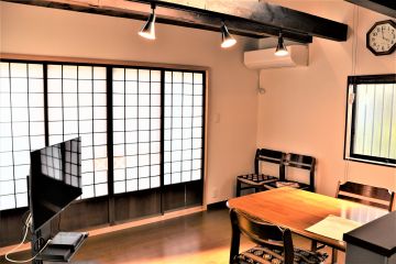 ダイニングにも既存の障子を転用しました。