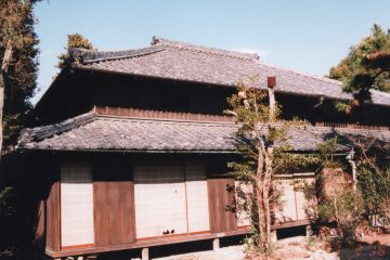大きな寄棟