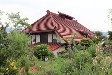 2025-12/1766299750_-1-