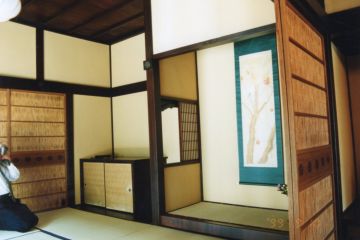 2026-03/1774621053_-9-