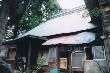 移築前の上越市樽本の古民家