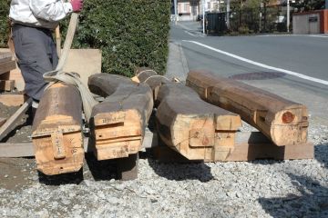 松丸太仕口部分、大工の手仕事