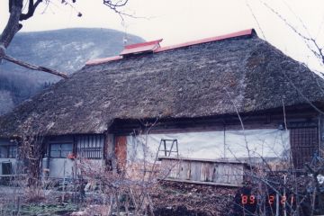 利用した古材は会津の古民家です。